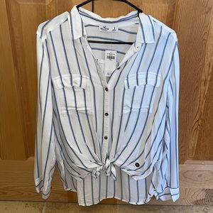 Never worn, blue and white button up, tie bottom